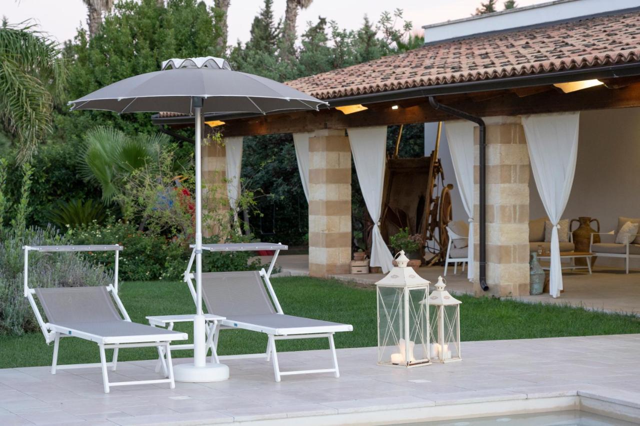 Masseria Tenuta Flora Maria Leverano Exterior photo