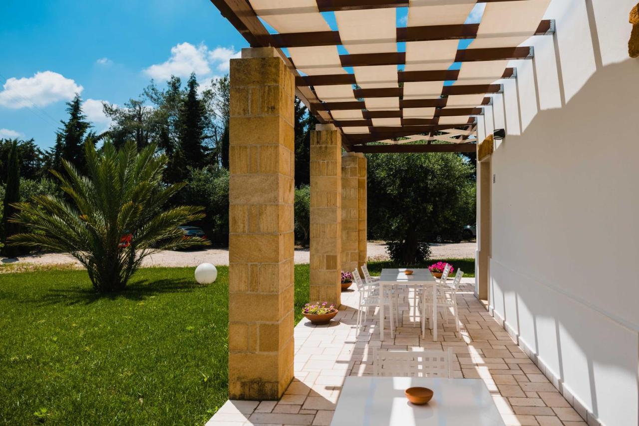 Masseria Tenuta Flora Maria Leverano Exterior photo