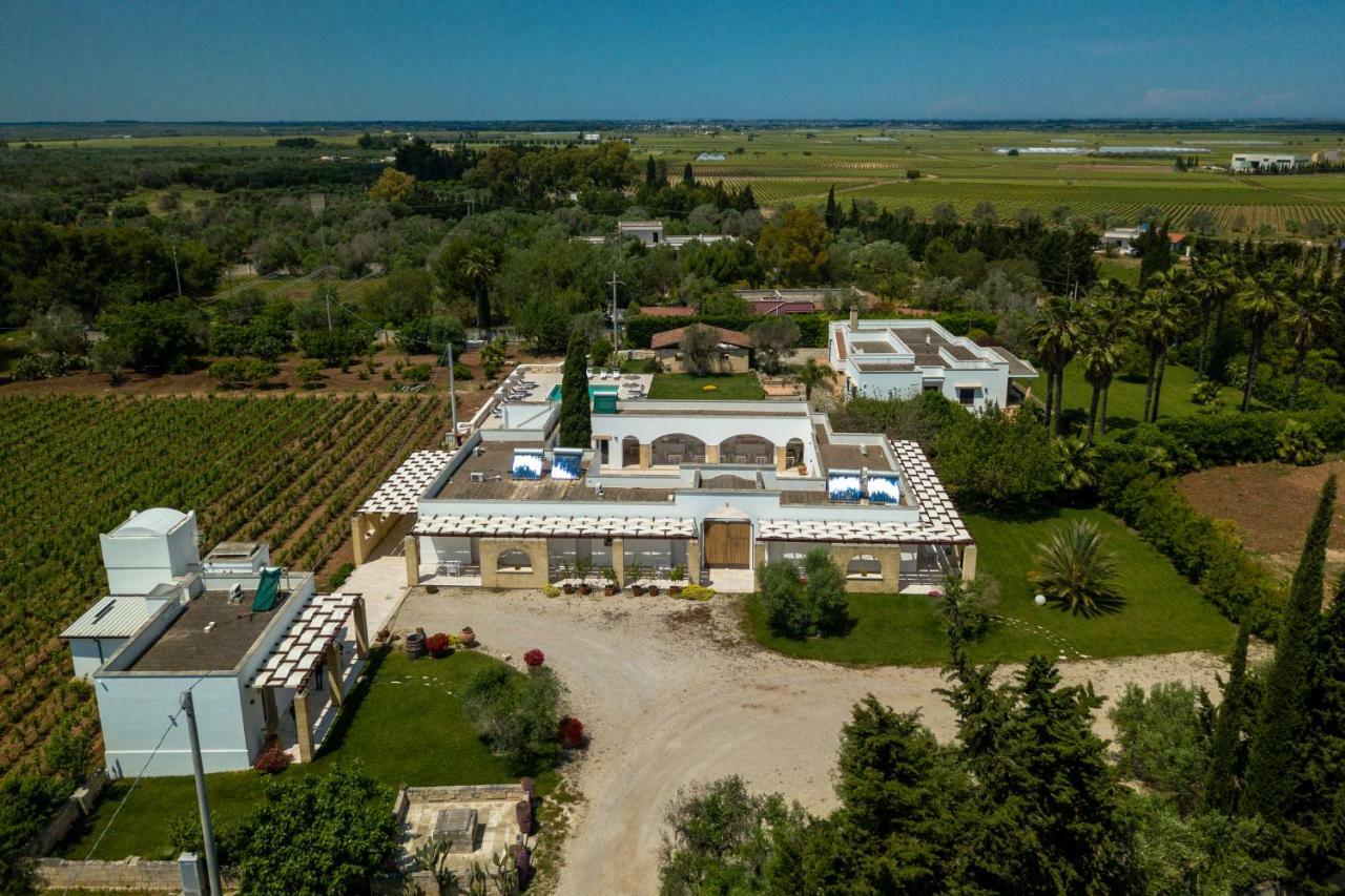 Masseria Tenuta Flora Maria Leverano Exterior photo